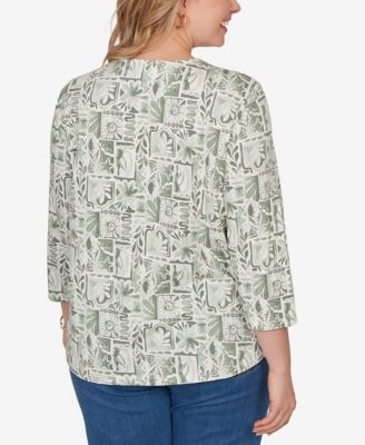 Plus Size Seashell Patchwork Knit Top