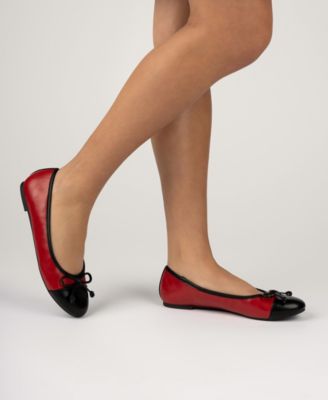 Women's Kaiah Cap Toe Ballet Flats