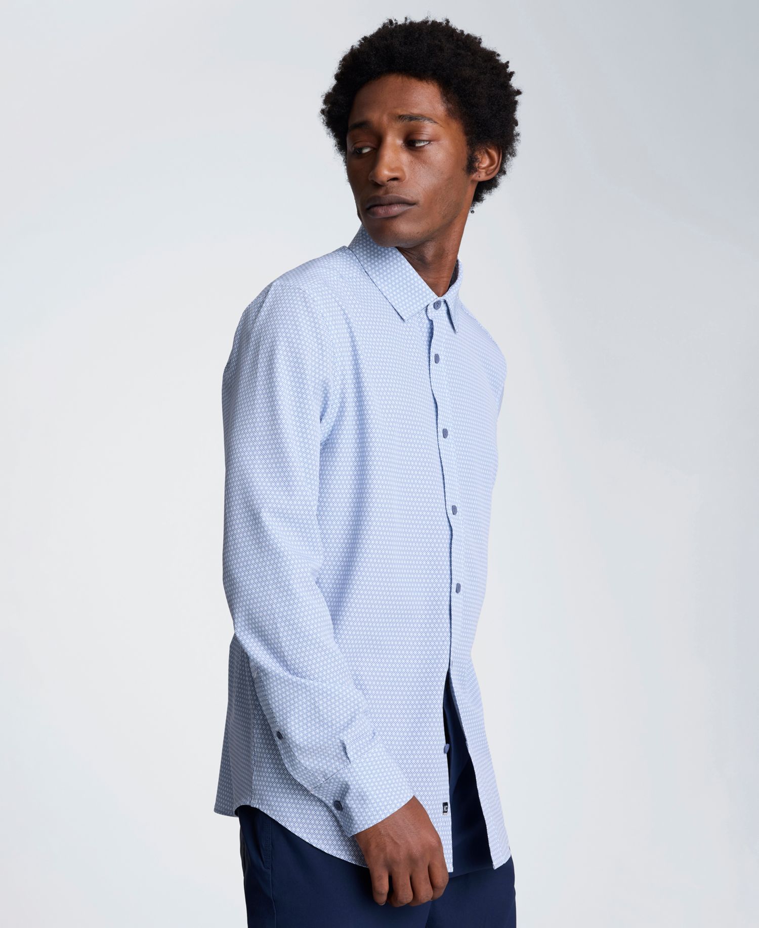 Men's Slim Fit Point Collar Button-Down Shirt