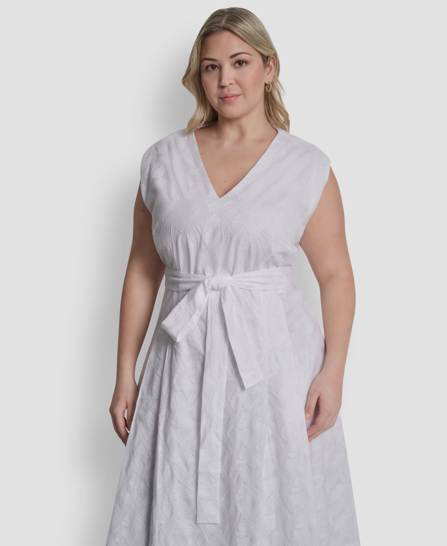 Plus Size Sleeveless V-Neck Midi Dress