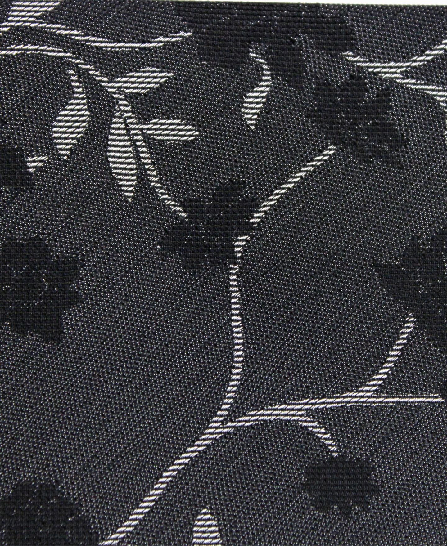 Мужской узкий галстук Van Heusen с цветочным тональным узором, цвет: Чёрный — фото 4