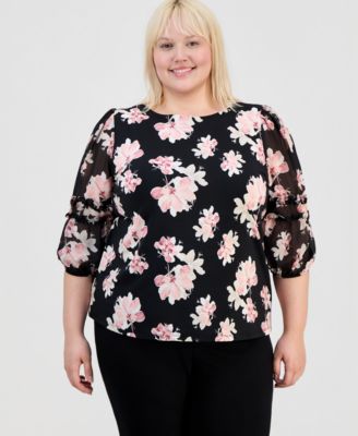 Plus Size Boat Neck Pull-On Blouse