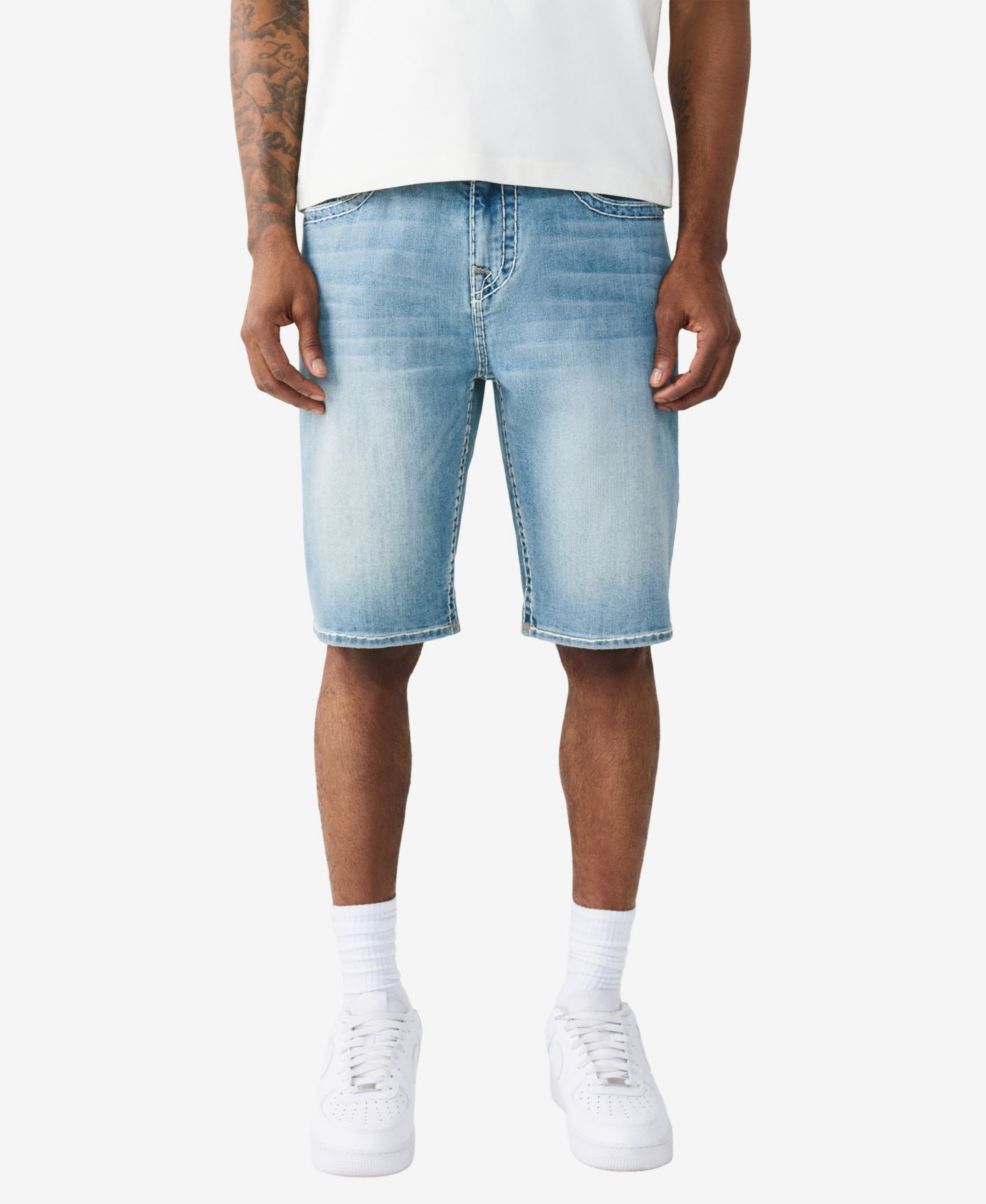 Мужские шорты True Religion Regular-Fit Baggy, цвет: Средняя варка, вариант 1 — фото 1