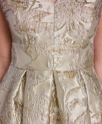 Petite Extended Sleeve V-Neck Dress