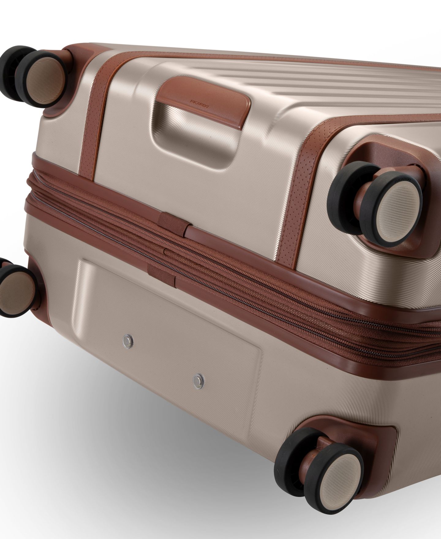 Чемодан Ricardo Montecito 2.0 Large Hardside Check-In Spinner Suitcase, цвет: Шампань — фото 6