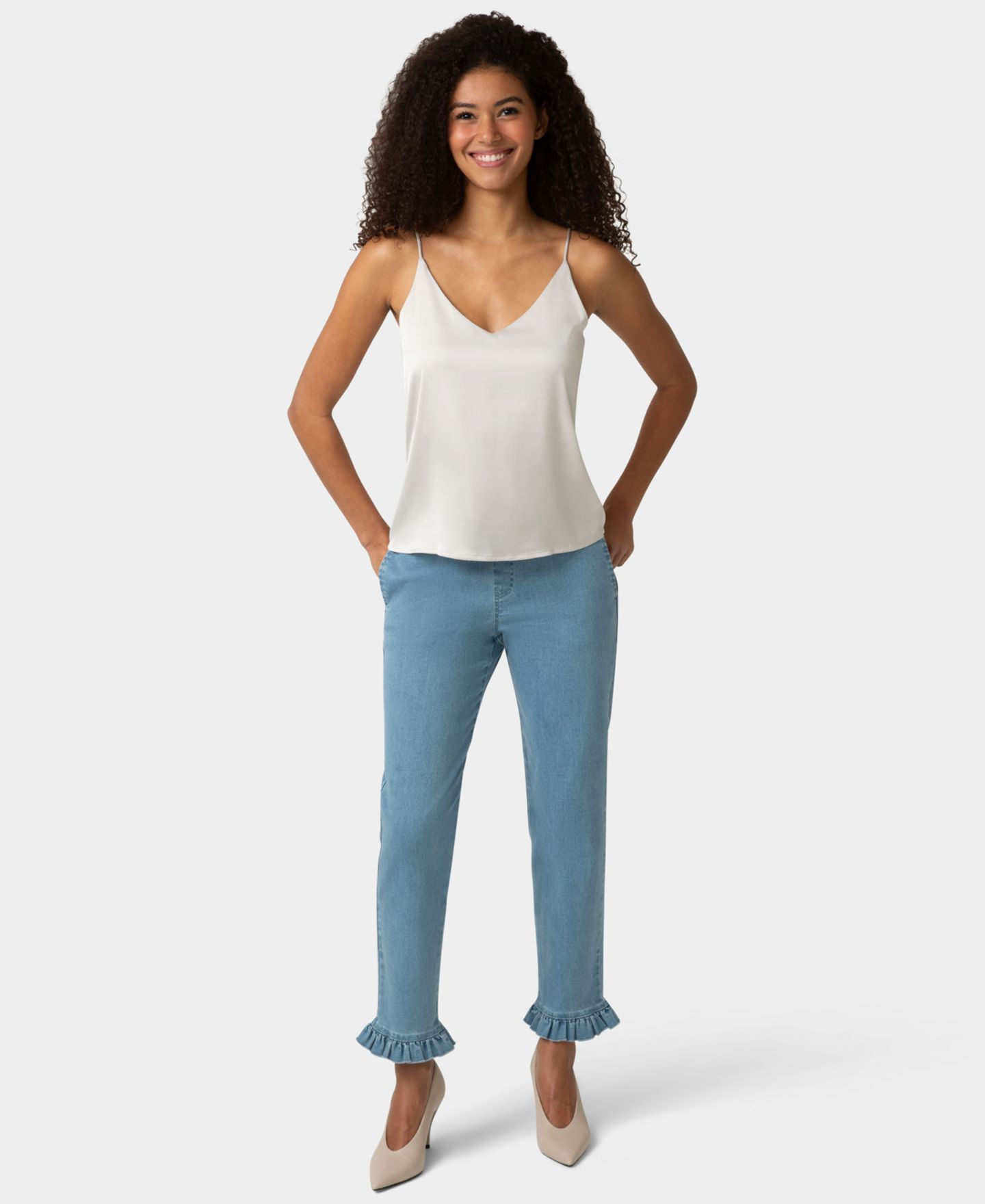 Женские брюки Hue Ruffle Denim Skimmer Pull-On Pant, цвет: Шамбре — фото 2
