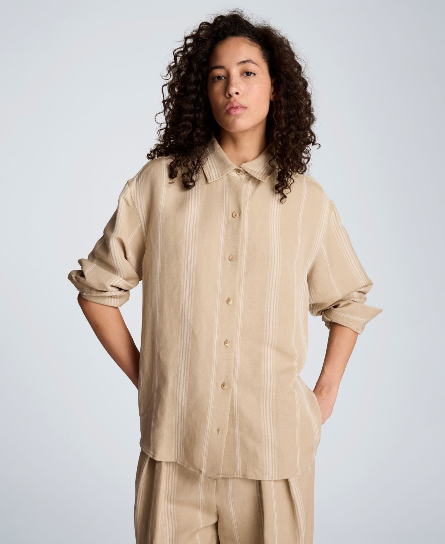 Женская рубашка Kenneth Cole Drop Shoulder Linen Boyfriend, цвет: Белый — фото 1