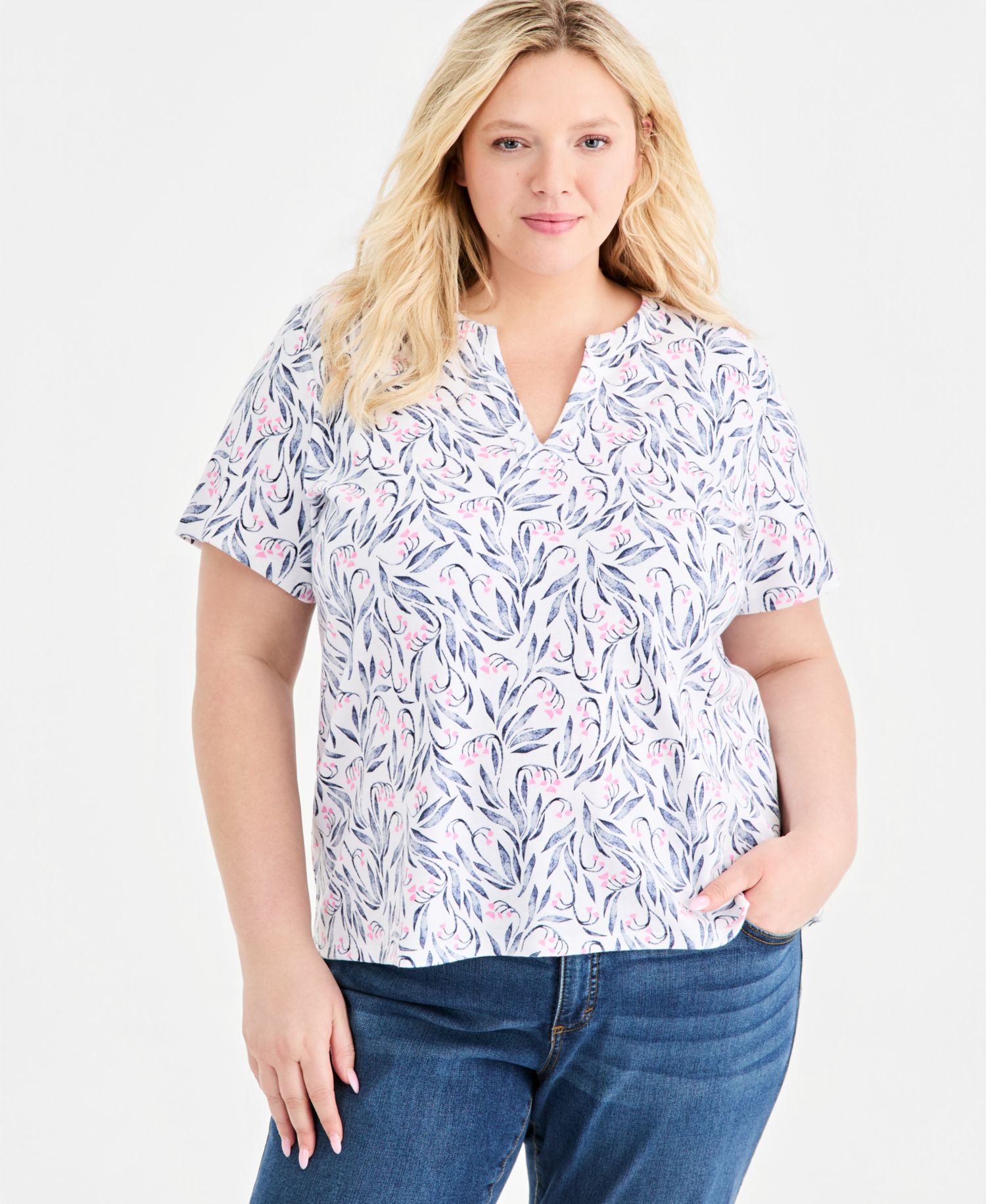 Plus Size Printed Short-Sleeve Split-Neck Top