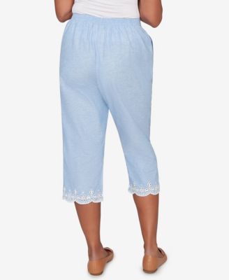 Women's Caribbean Blues Eyelet Embroidered Cuff Capri Pants