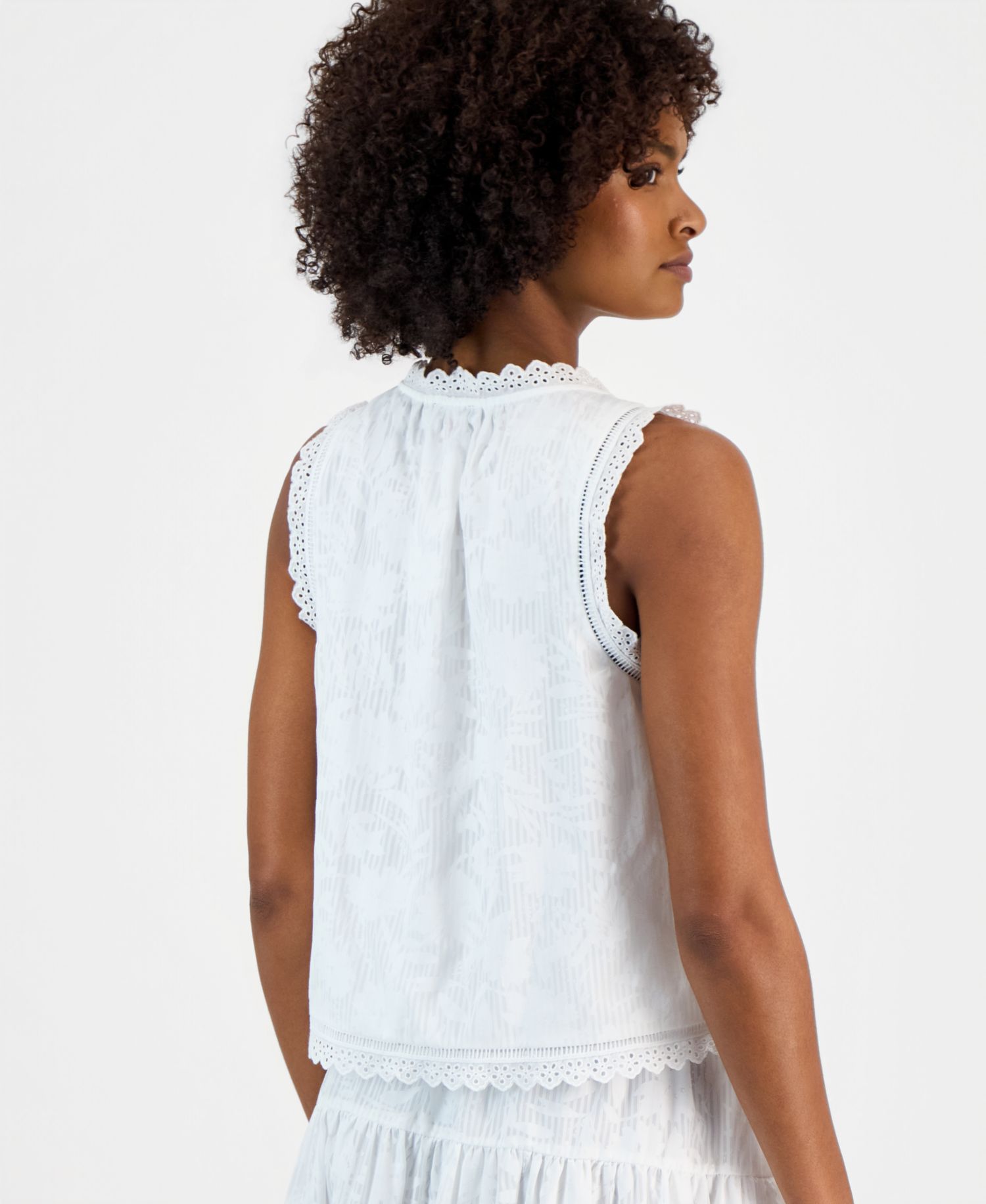 Women's Lace-Trim Cropped Sleeveless Top