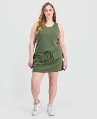 Trendy Plus Size Ribbed Knit Sleeveless Top & Skort Set