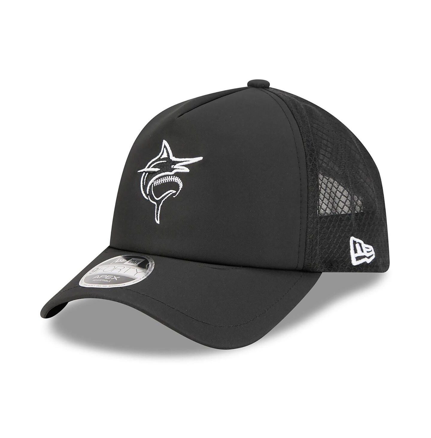 Мужская кепка New Era Black Miami Marlins 2026 Batting Practice Alternate Apex 9FORTY Adjustable Hat — фото 1