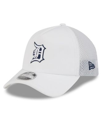 Men's White Detroit Tigers 2026 Batting Practice Apex 9FORTY Adjustable Trucker Hat
