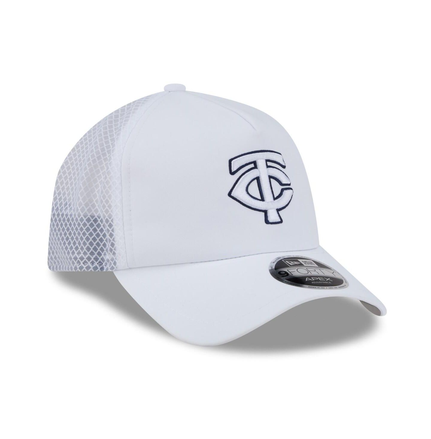 Мужская кепка New Era White Minnesota Twins 2026 Batting Practice Apex 9FORTY Adjustable Trucker Hat — фото 3