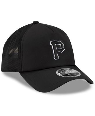 Men's Black Pittsburgh Pirates 2026 Batting Practice Apex 9FORTY Adjustable Trucker Hat