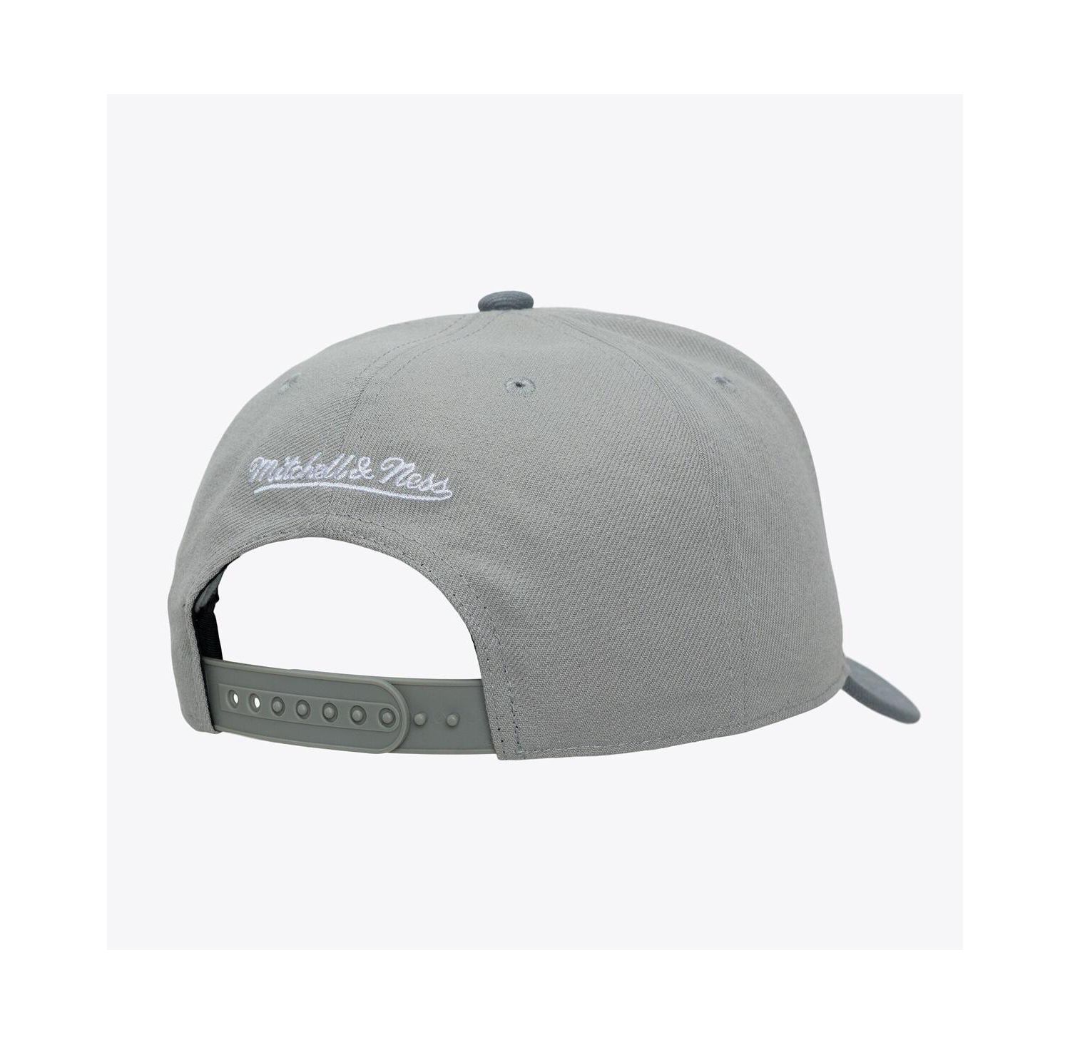 Men's Gray Atlanta Braves Cooperstown Thunderstorm Head Coach Pro-Crown Adjustable Hat