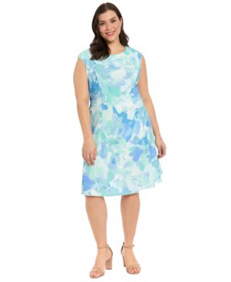 Plus Size Sleeveless Crewneck Dress