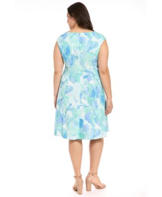 Plus Size Sleeveless Crewneck Dress