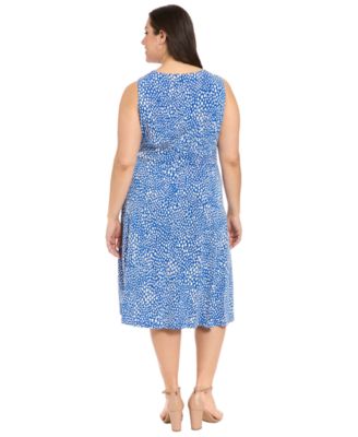Plus Size Sleeveless Jewel Neck Midi Dress