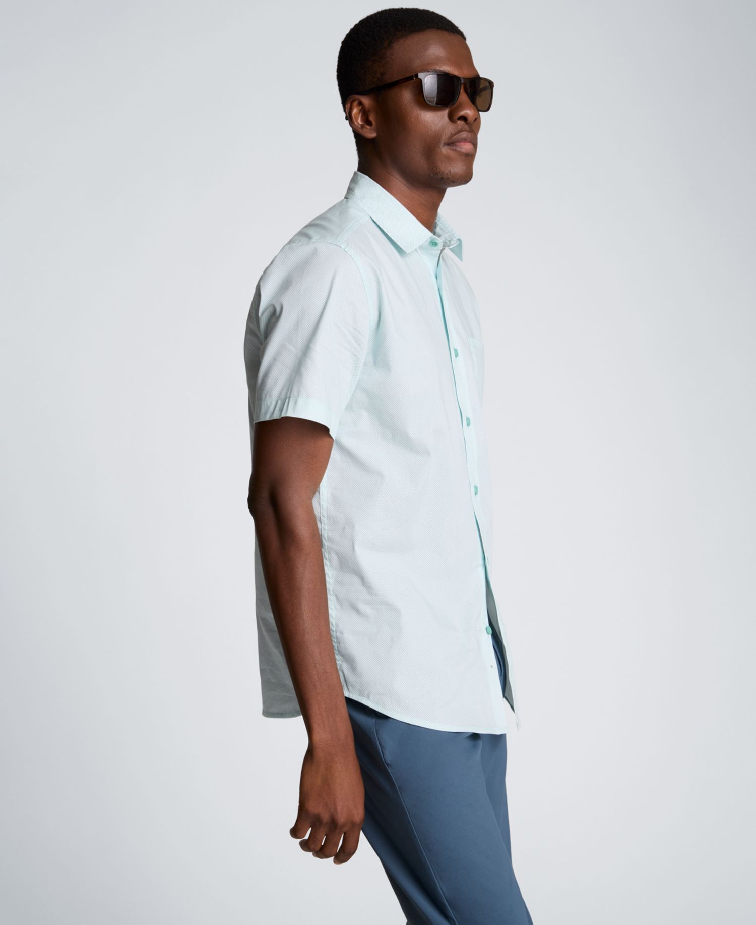 Men's Short-Sleeve Slim-Fit Shirt