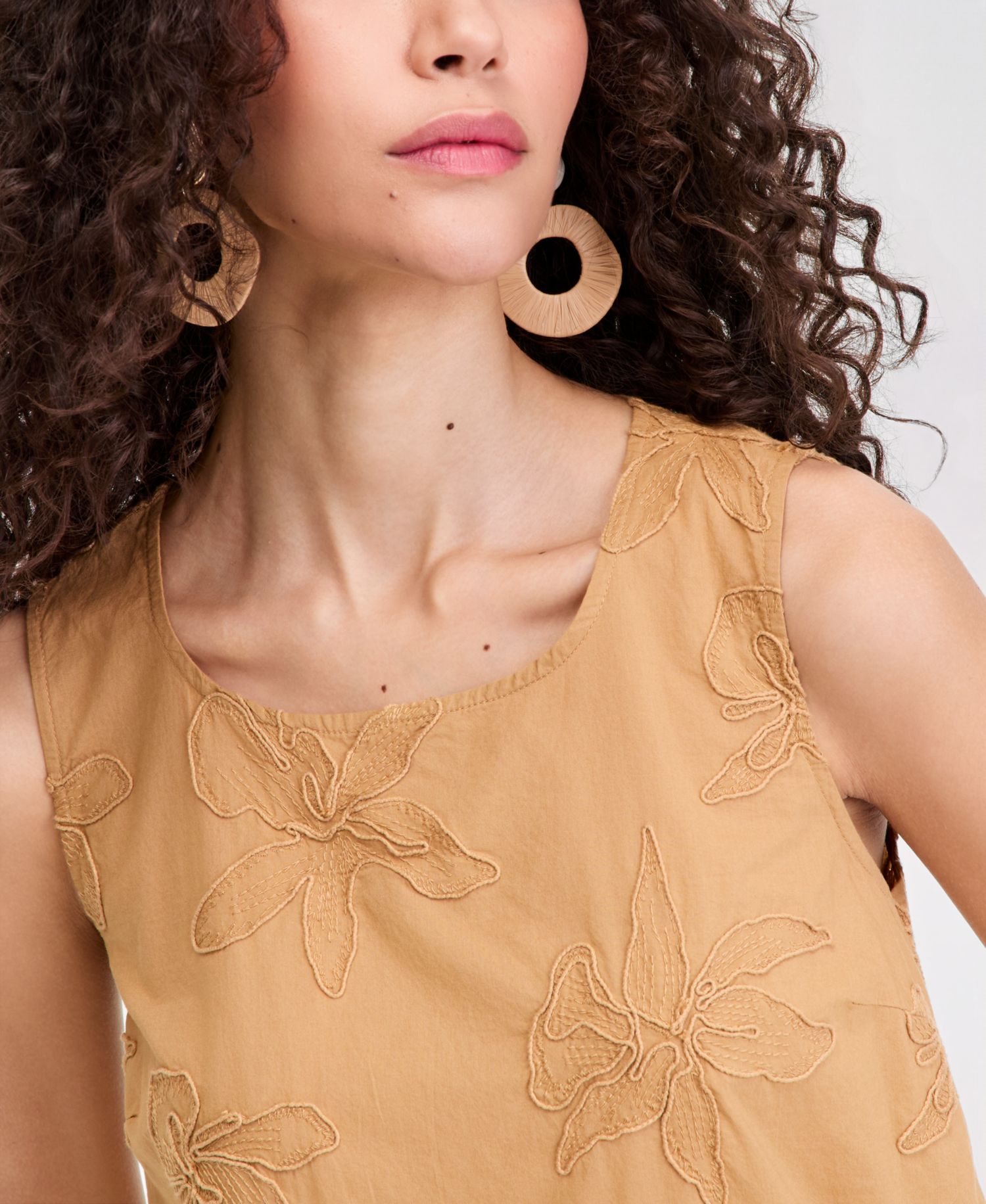 Women's Embroidered Sleeveless Top