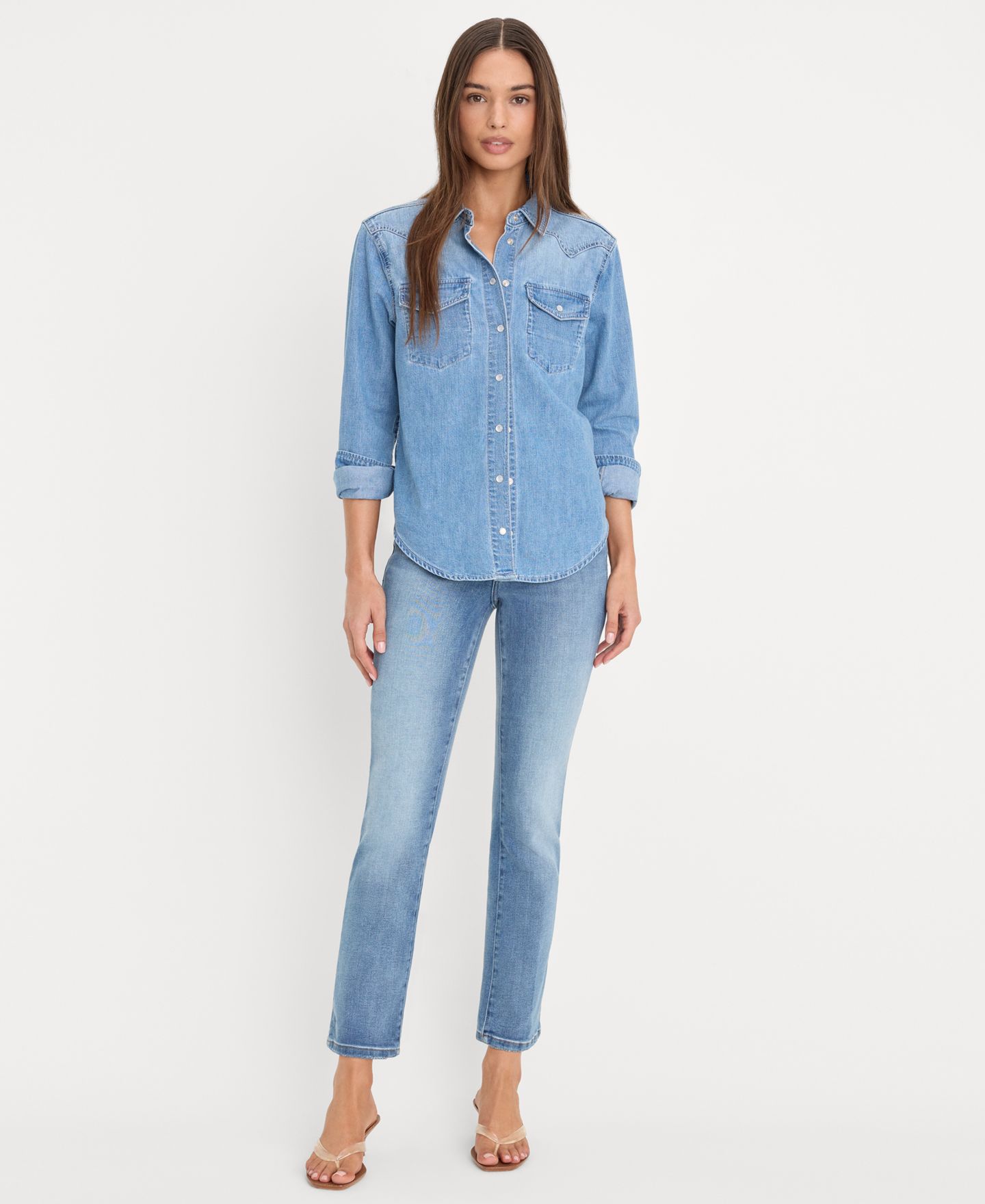 Женская рубашка Good American Dolly Slim-Fit Long-Sleeve Denim Shirt, цвет: Светлый синий — фото 2