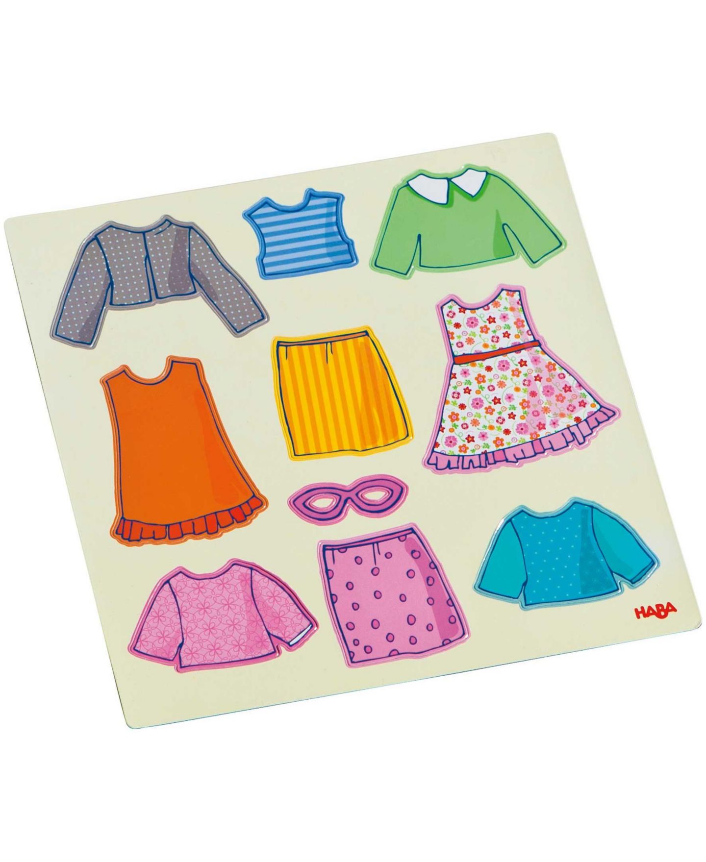 Детские игрушки Haba Lilli Magnetic Travel Dress-Up Activity, 54-Piece Set, Ages 3+ — фото 5
