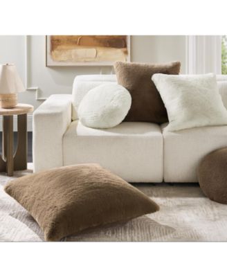 Shay Faux Fur Round Pillow 18"