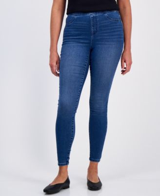 Petite Mid-Rise Pull On Jeggings