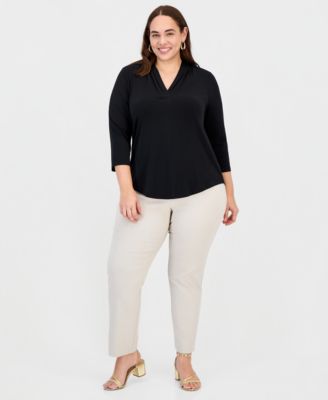 Plus Size Solid V-Neck 3/4-Sleeve Top