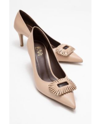 Women's Great Buckle Pointed Toe Pump