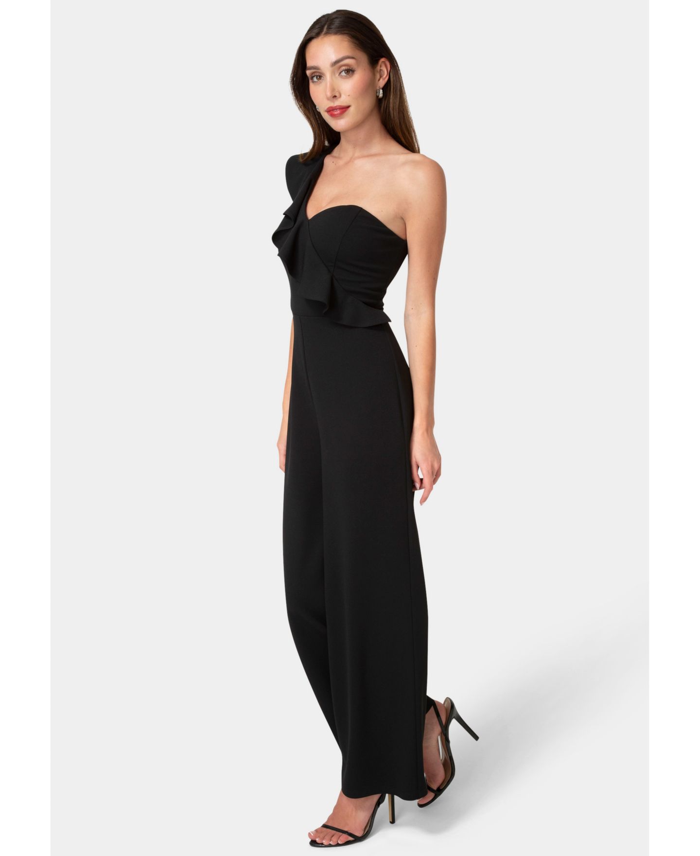 Женский комбинезон Bebe One Shoulder Ruffle Jumpsuit, цвет: Чёрный — фото 2