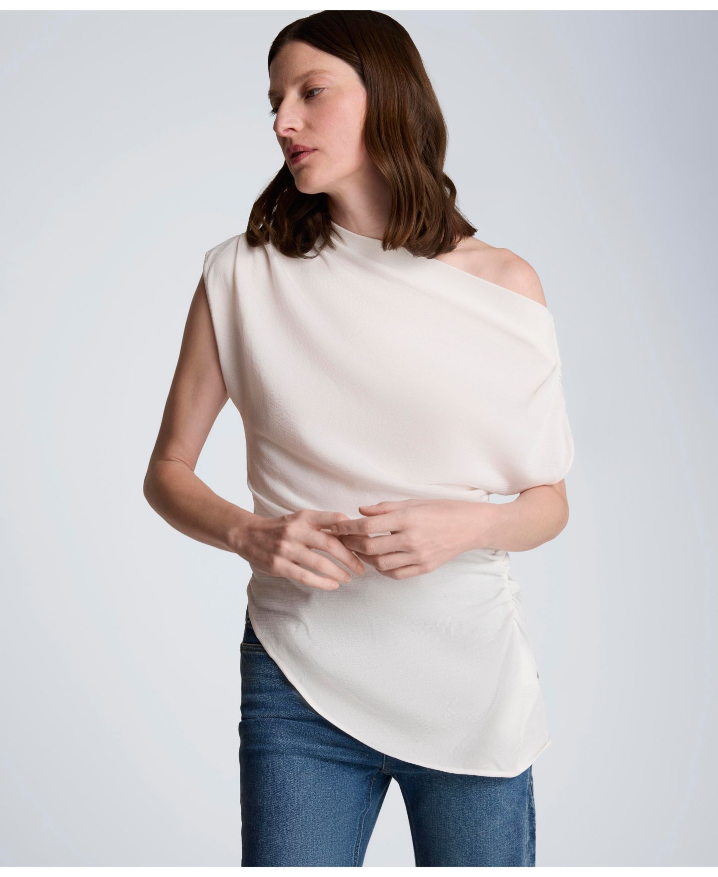 Женский топ Kenneth Cole Asymmetrical Drape Short-Sleeve, цвет: Чёрный — фото 10