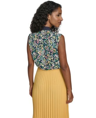 Women's Sleeveless V-Neck Blouse