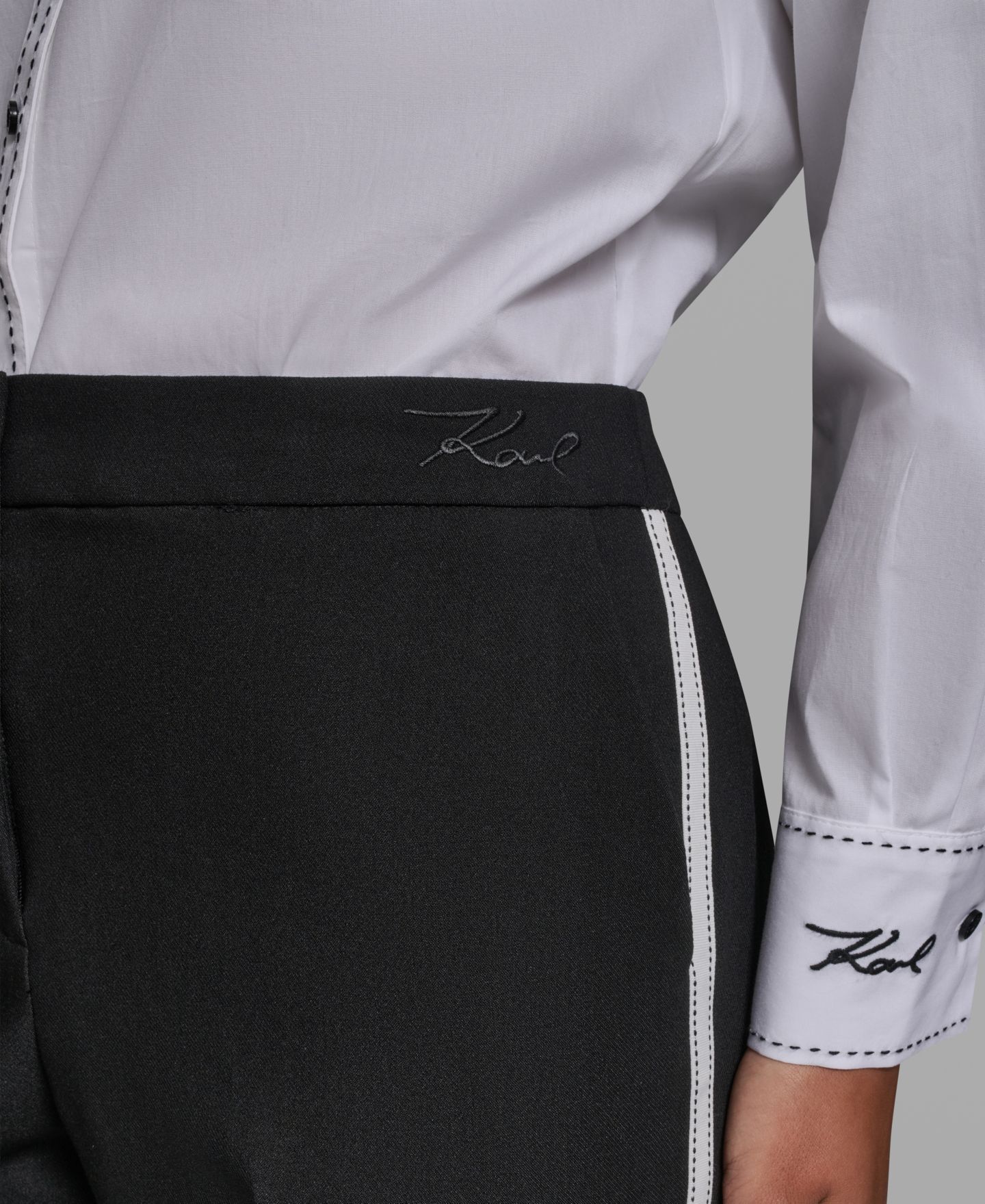 Женские брюки KARL LAGERFELD PARIS Mid-Rise Cuffed Ankle-Length, цвет: Чёрный — фото 6