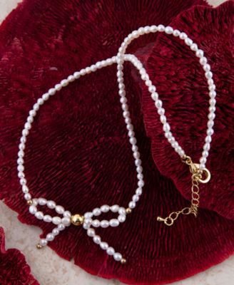 White Freshwater Pearl Bow Golden Necklace