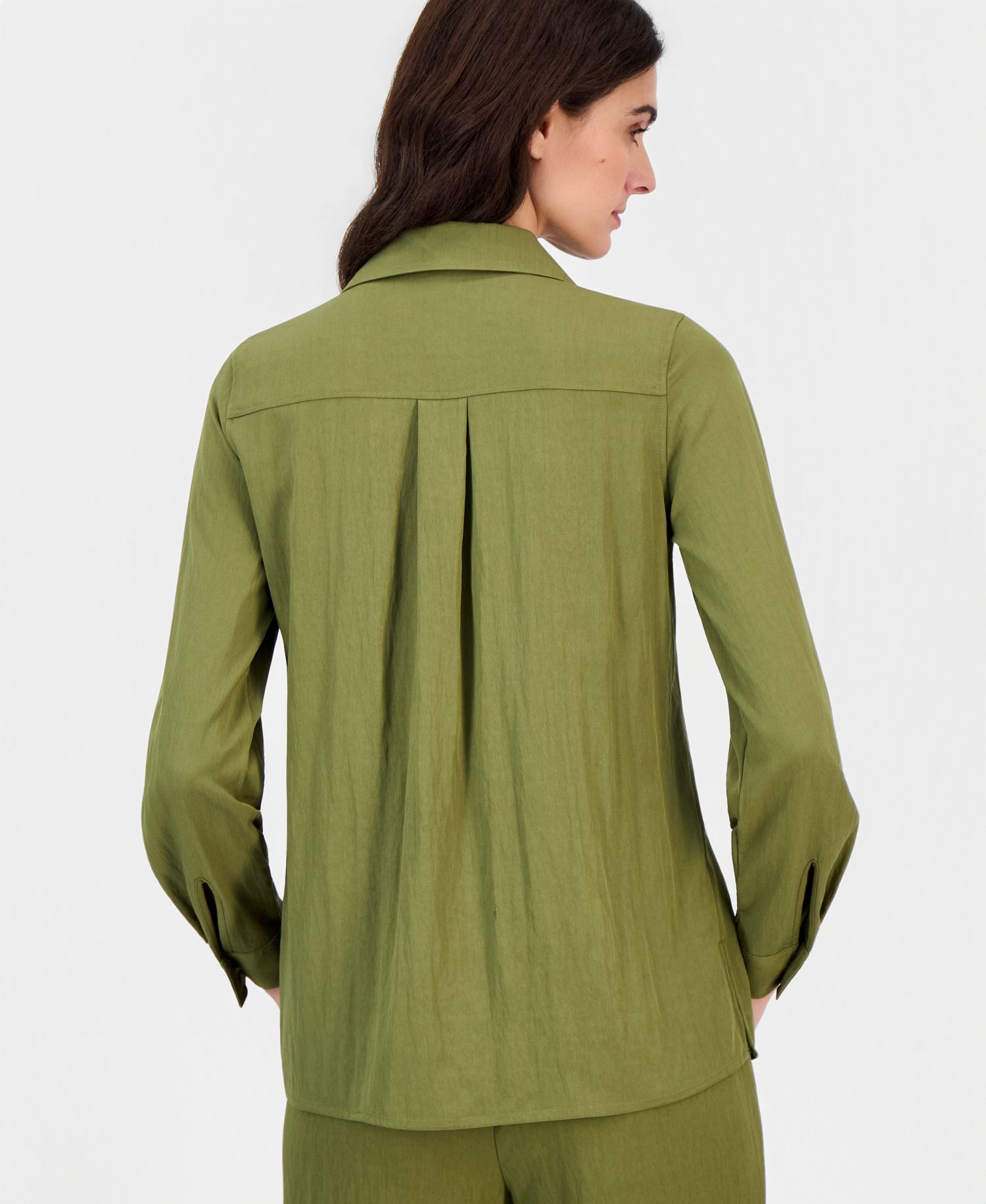 Women's Collared Half-Zip Roll-Tab Shirt