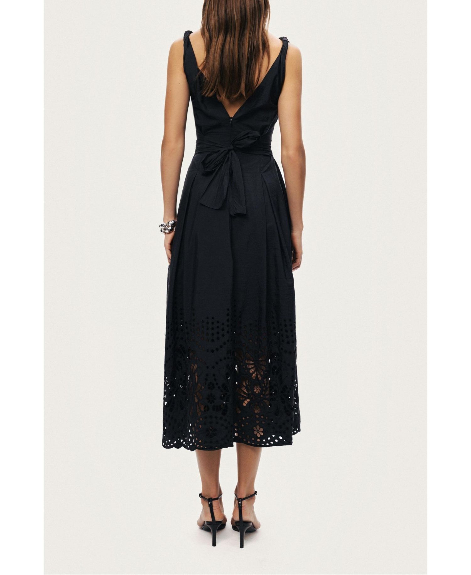 Women's Sleeveless Embroidered Midi Dress