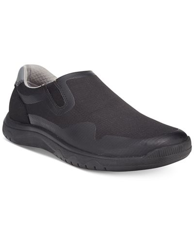 Clarks Men's Cloud Steppers Votta Free Casual Slip-Ons