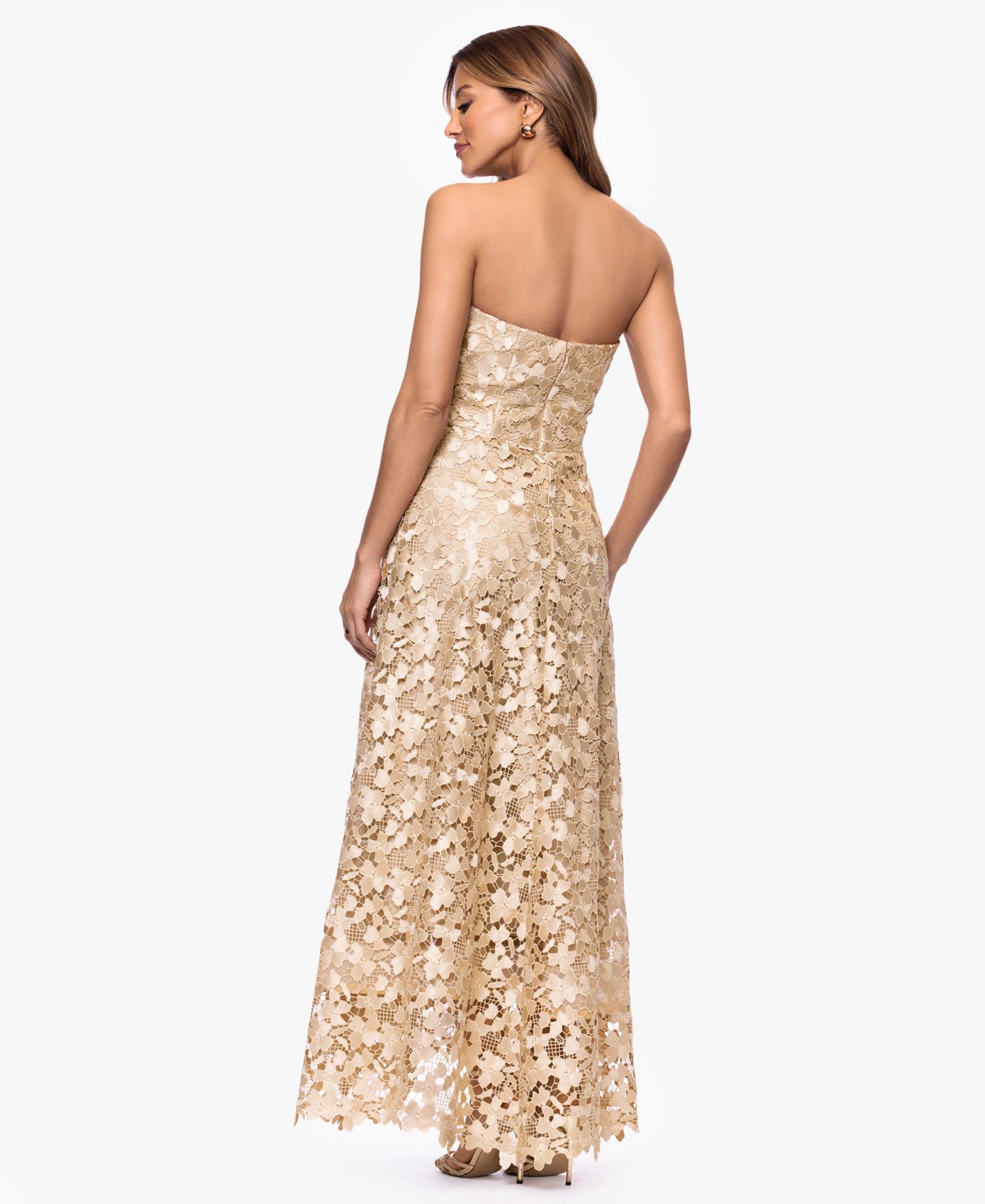 Women's Sleeveless Strapless Gown