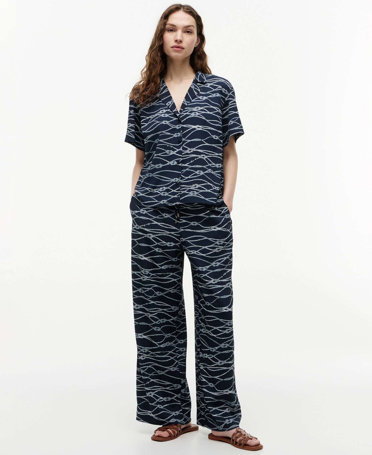 Women's Short-Sleeve Shirt