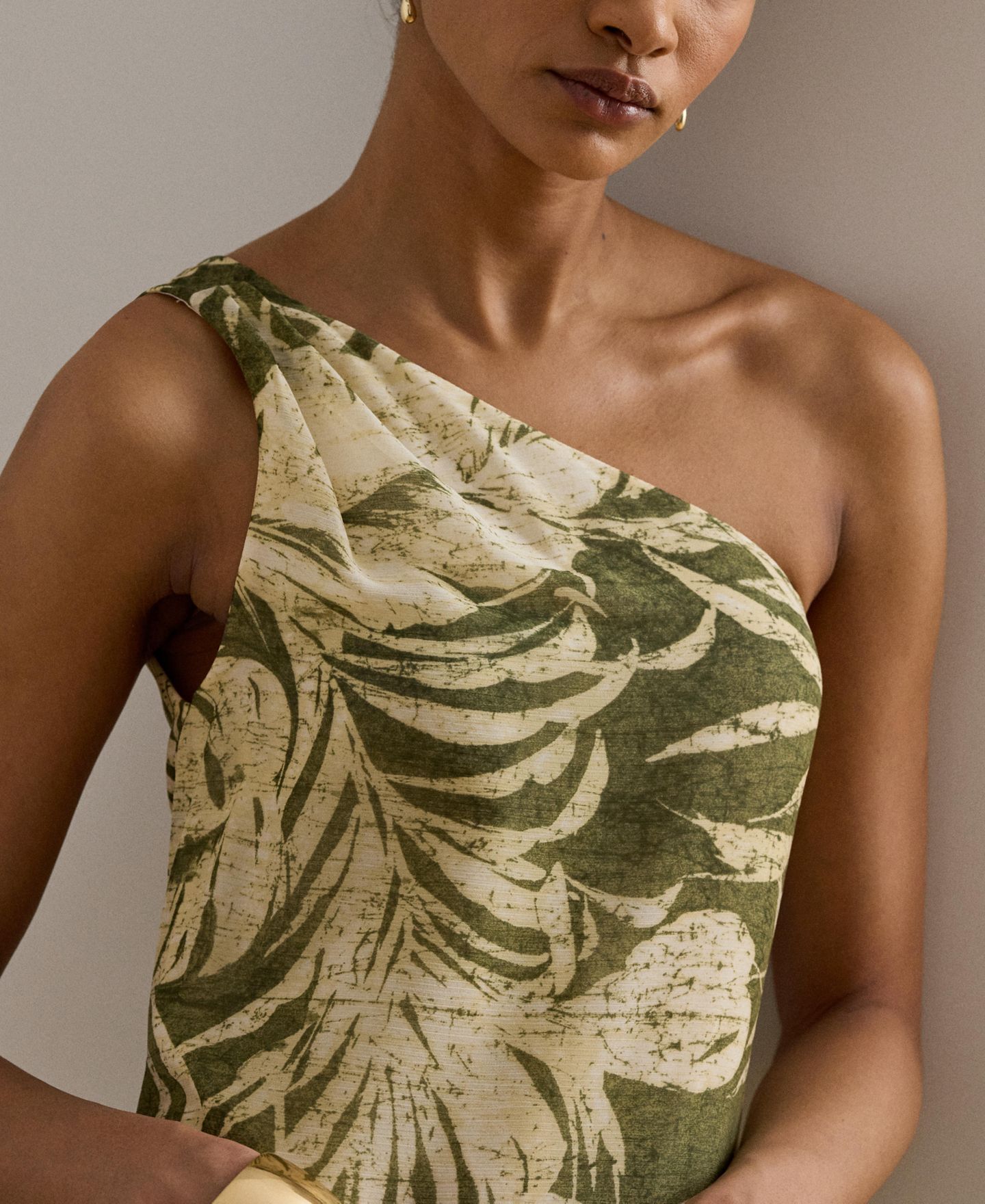 Женские платья Lauren Ralph Lauren Print Georgette One-Shoulder Gown, цвет: Оливковый разноцветный — фото 3