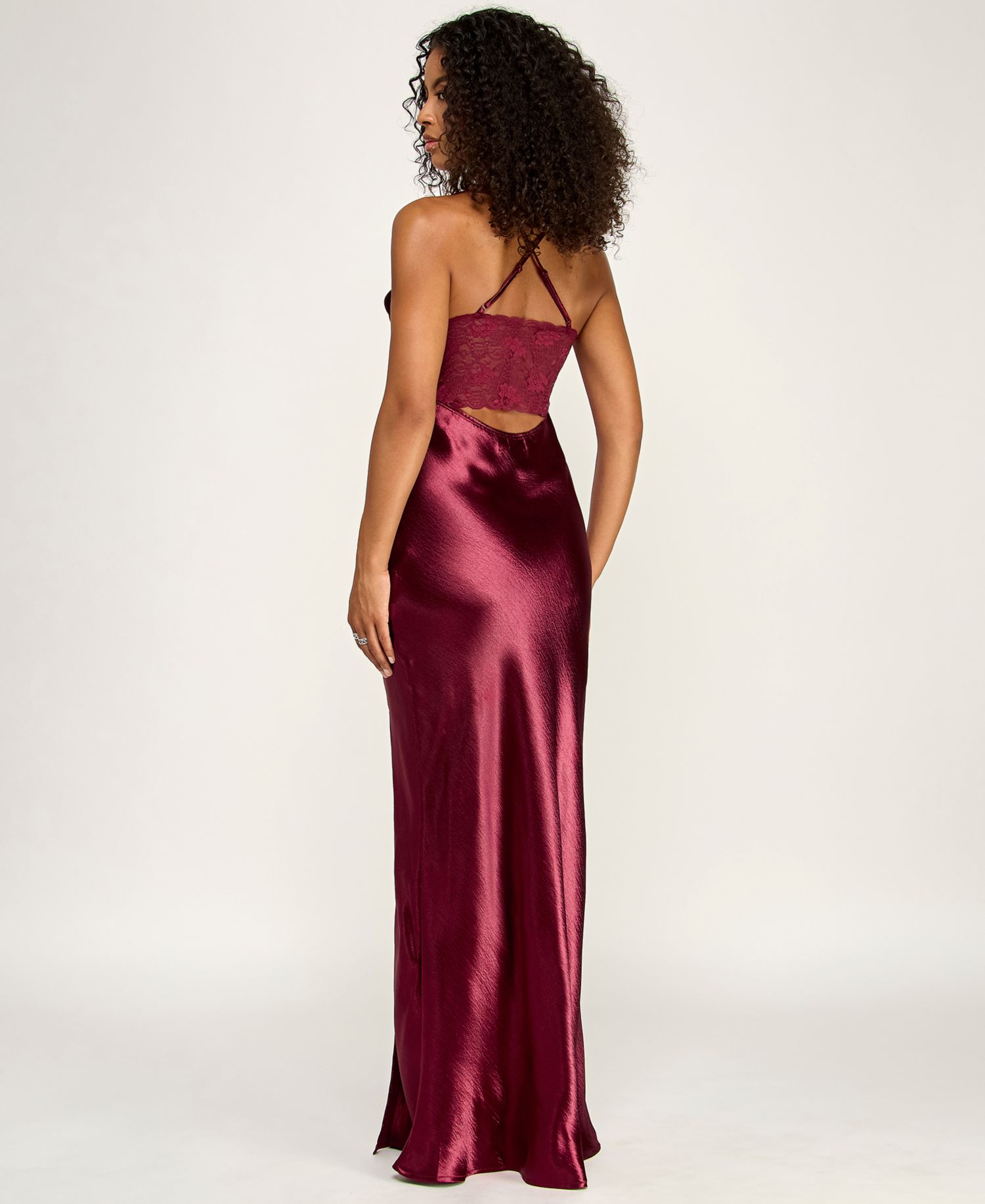 Juniors' Lace Back Scoop Neck Pull-On Gown