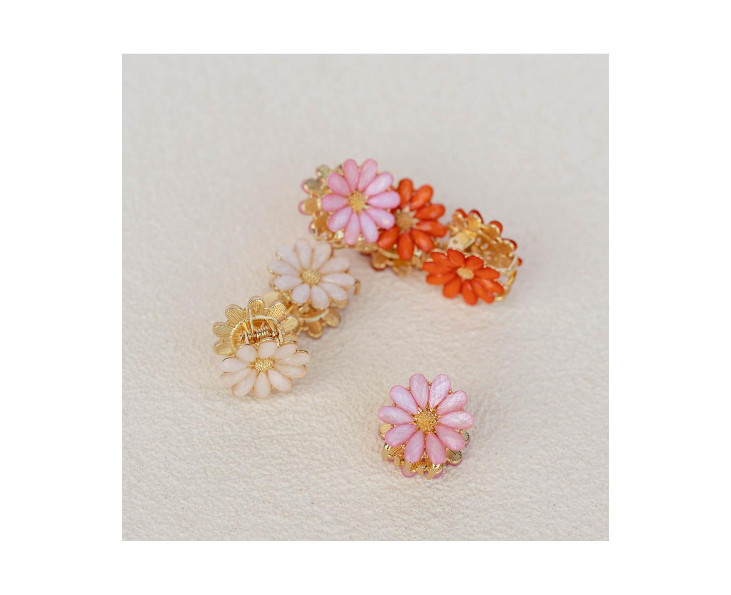 Women's Mini Claw Clip Set of 6 - Daisy Blooms