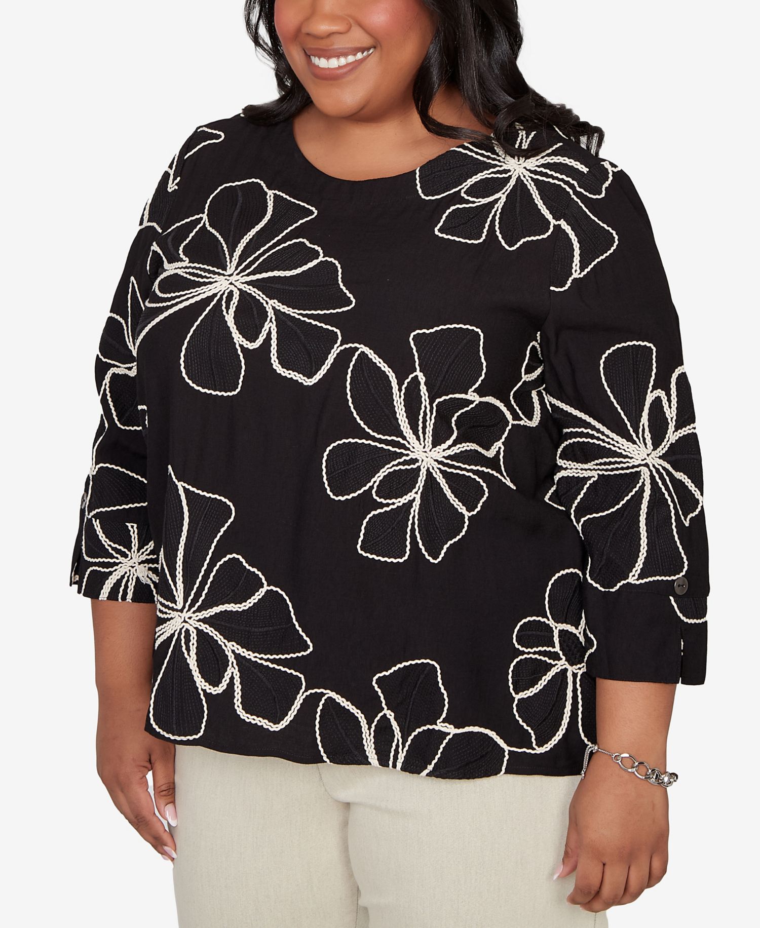 Plus Size Detail Driven Flower Soutache Three Quarter-Sleeve Top