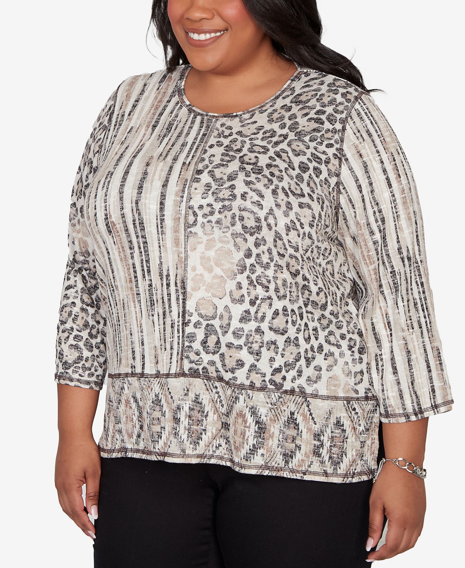 Plus Size Detail Driven Spliced Aztec Animal Skin Crewneck Top