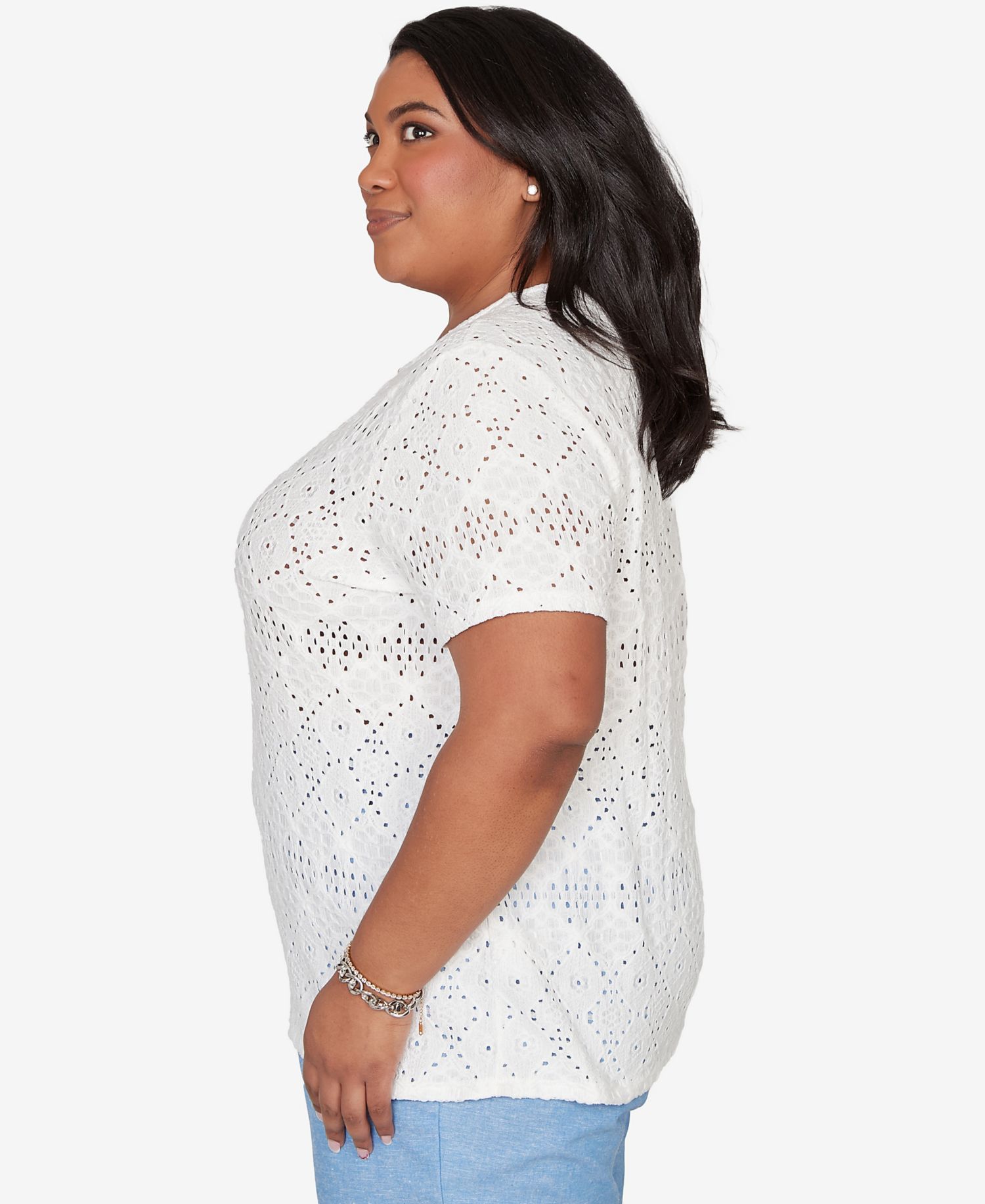 Plus Size Vintage Charm Solid Eyelet Split Beaded Neck T-Shirt