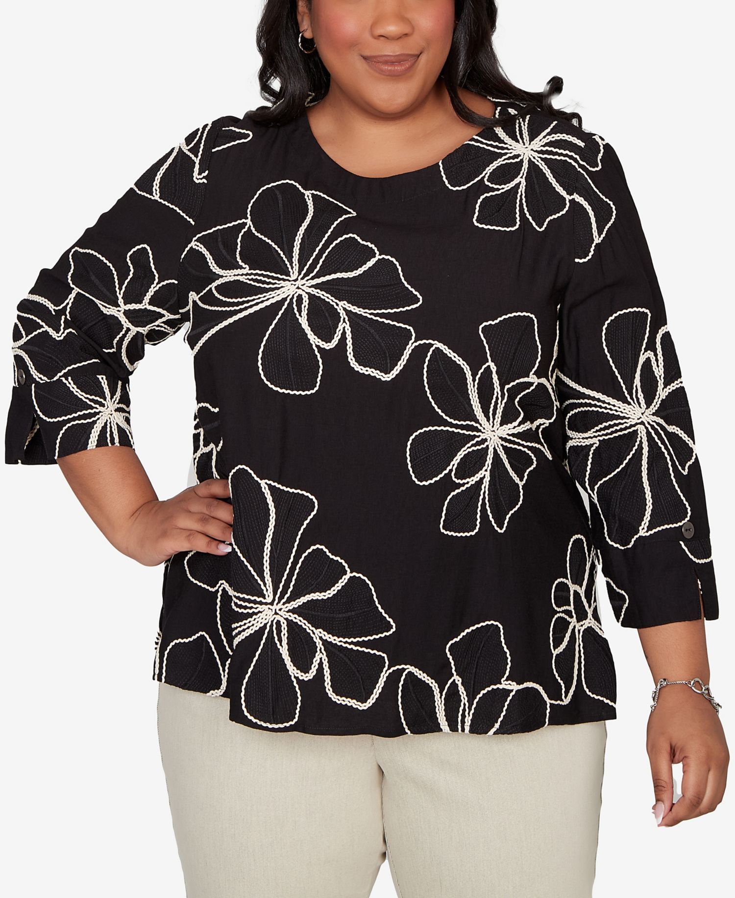 Plus Size Detail Driven Flower Soutache Three Quarter-Sleeve Top