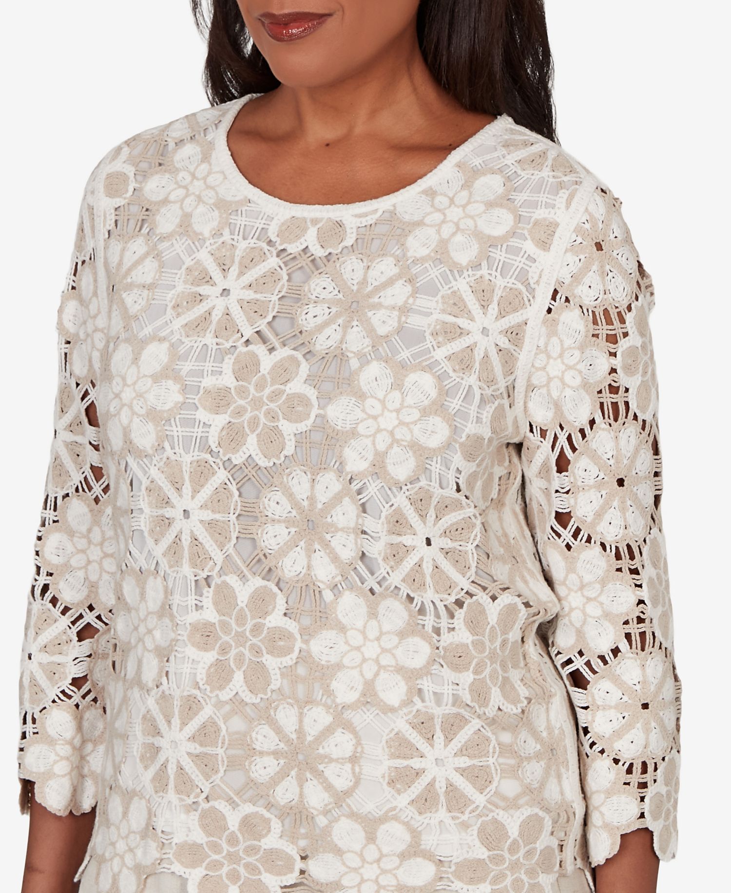 Women's Natural Wonder Floral Crochet Three-Quarter-Sleeve Top
