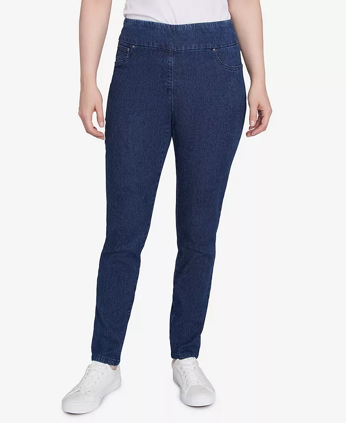 Petite Mid-Rise Pull-On Straight Extra Stretch Denim Pant